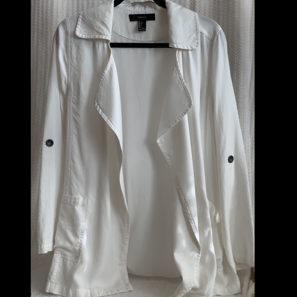 Forever 21 white jacket